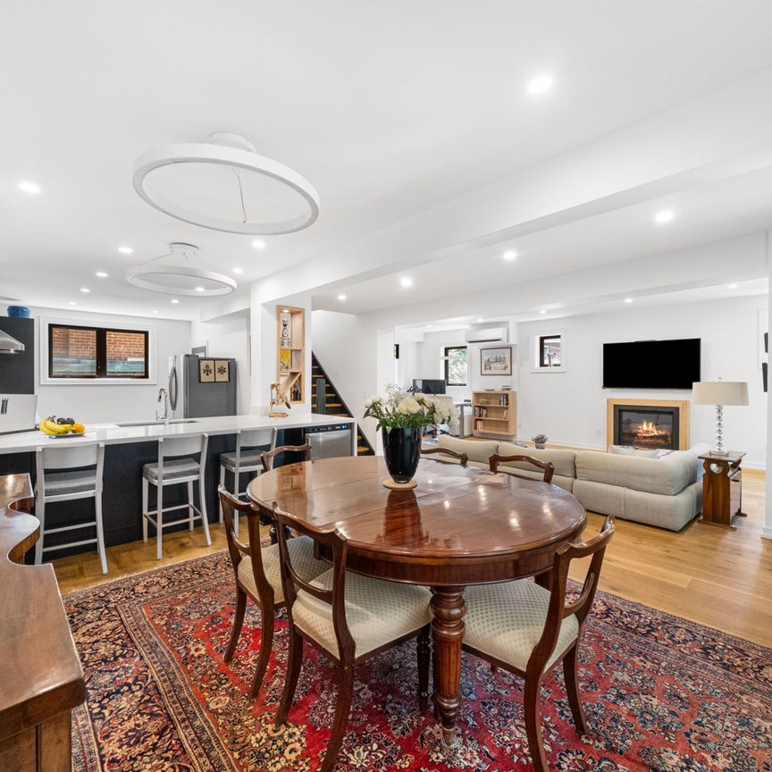 For Lease - 115 Robinson Street, Toronto, Ontario - Photo 1