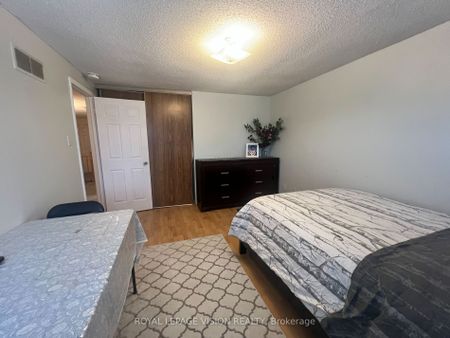 For Lease - 2 Glenheather Terrace Unit# Upper, Toronto, Ontario - Photo 3