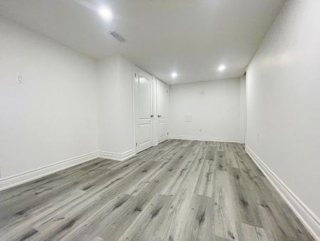 For Lease - 37 Ben Sinclair Avenue Unit# Basement, East Gwillimbury, Ontario - Photo 4