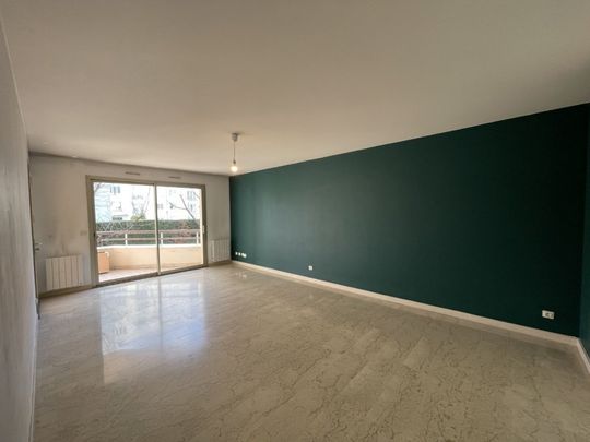 APPARTEMENT T3 A LOUER LYON 4EME ARRONDISSEMENT Flammarion Bony - Photo 1