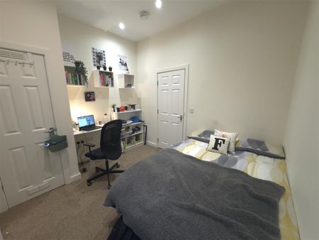 Royal Park Grove, Hyde Park, LS6 1HQ, Leeds - Photo 5