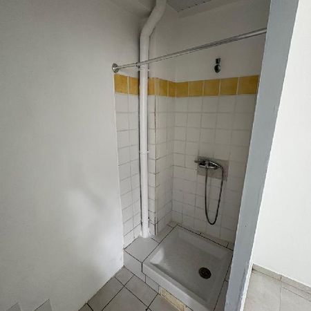 Fort de France - Appartement - F2 - Photo 4