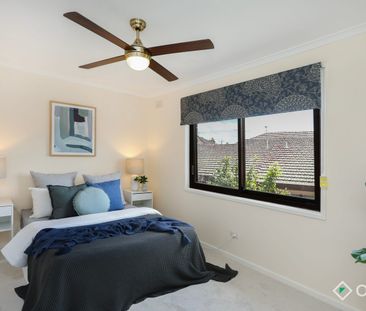 Renovated Dual-Level Townhouse with Street Frontage in Prime Sunshi... - Photo 4