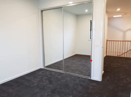 24B Howden Crescent, Braybrook VIC 3019 - Photo 3