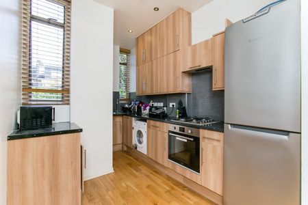 1 bedroom flat to rent - Photo 4