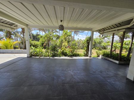 Location Maison 7 pièces 183m² ST ANDRE 97440 - Photo 4