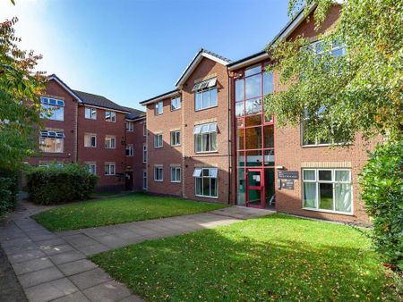 1 bedroom in a flat share to rent - Photo 3