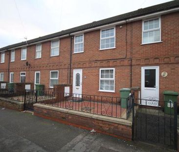 3 bedroom terraced house to rent - Photo 2
