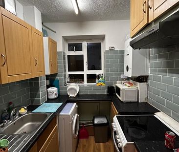 2 Bed Flat, Highbury Estate, N5 - Photo 2