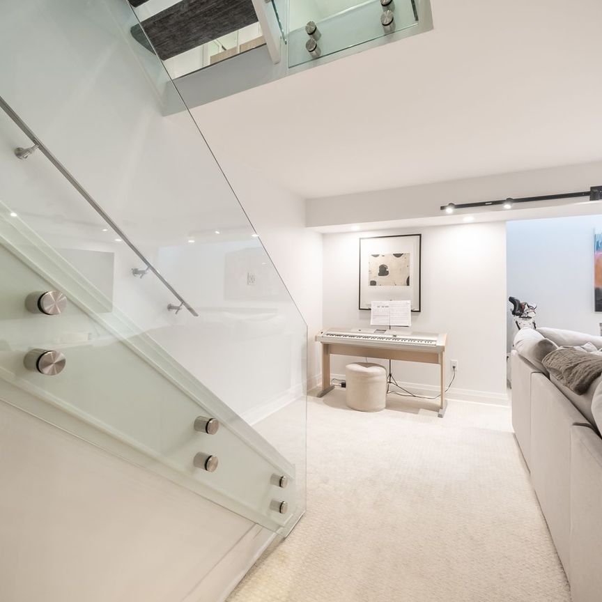 For Lease - 142 Pears Avenue Unit# A5, Toronto, Ontario - Photo 1