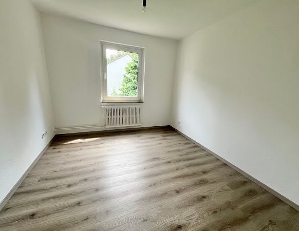 Toll geschnittene 3-Zimmer-Wohnung mit Tageslichtbad! - Foto 1
