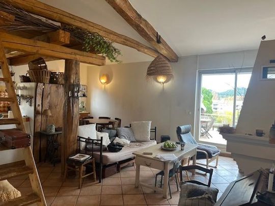 Location Appartement 3 pièces 76m² BRIGNOLES 83170 - Photo 1