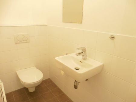 Ruhige Neubauwohnung - modern ausgestattet - großer Balkon - Nähe U4 - Foto 3