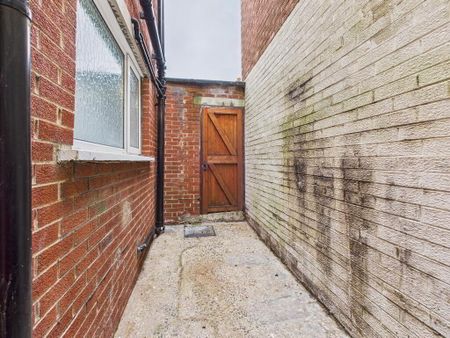 11 Tavanagh Street, Donegall Road, Belfast, BT12 6JL - Photo 2
