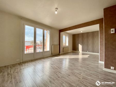 Location Appartement 4 pièces 67m² ROANNE 42300 - Photo 3