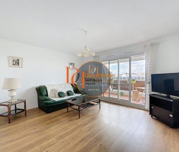 Location Appartement 3 pièces 74m² VILLEURBANNE 69100 - Photo 2