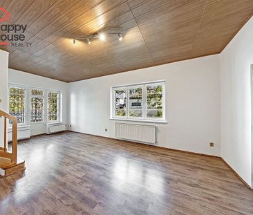 Pronájem domu 214 m² s pozemkem 292 m² - Fotografie 1