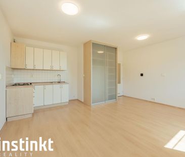 Pronájem bytu 1+kk 37 m2 - Photo 2