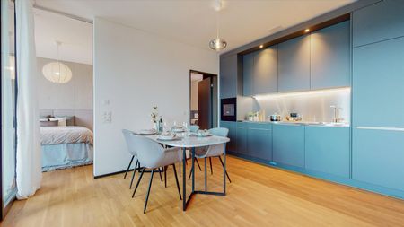 "4QUARTERS – Living where everything comes together." - Photo 3