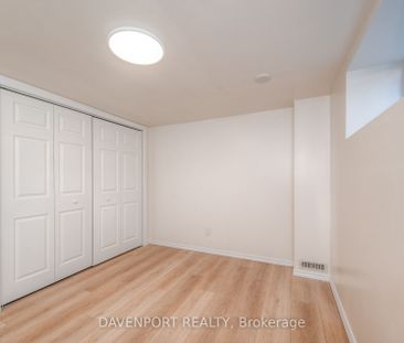 Detached Home For Lease | X8108730 - Photo 2