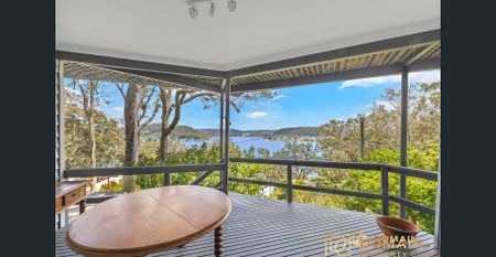 Magnificent Bay Views From Downstairs Apartment - Photo 3