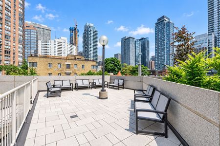 For Lease - 1001 Bay Street Unit# 402, Toronto, Ontario - Photo 2