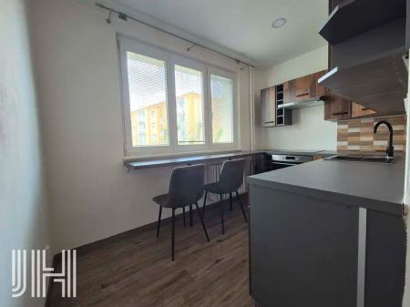 Pronájem bytu 2,5+1 po celkové rekonstrukci - Photo 3
