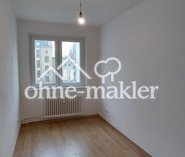 ERSTBEZUG: Lichtdurchflutete 4-Zimmerwohnung im Bergmannkiez - Photo 2