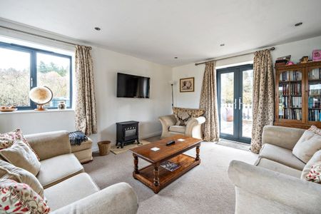 3 bedroom house to rent - Photo 2