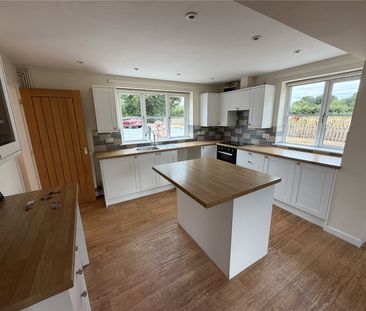 The Cwms, West Felton - Photo 4