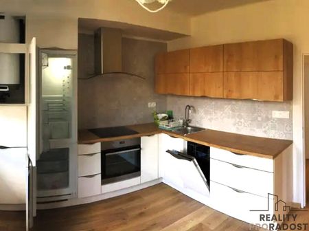 Pronájem bytu 2+1 53 m² - Photo 2