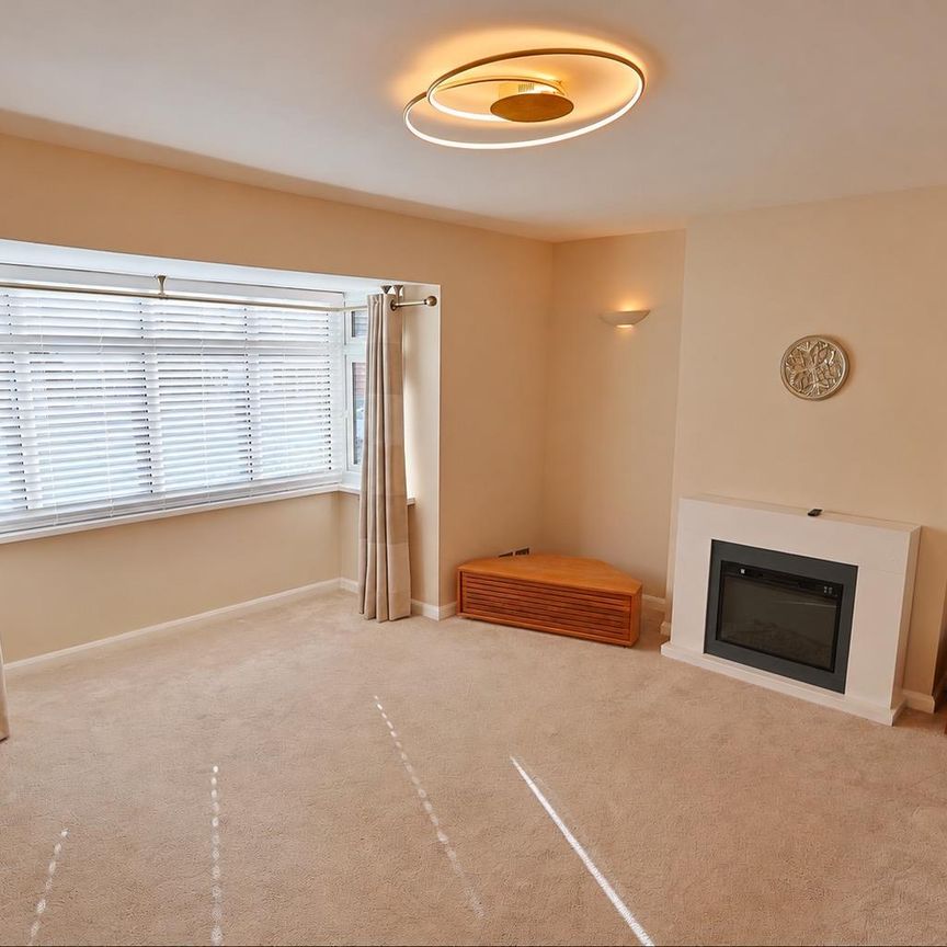 Stonebury Avenue, Coventry - First Floor Maisonette with Large Garden - Photo 1