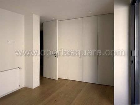 3 room luxury Apartment for rent in Marechal Saldanha (Nevogilde), Porto, Distrito do Porto - Photo 3