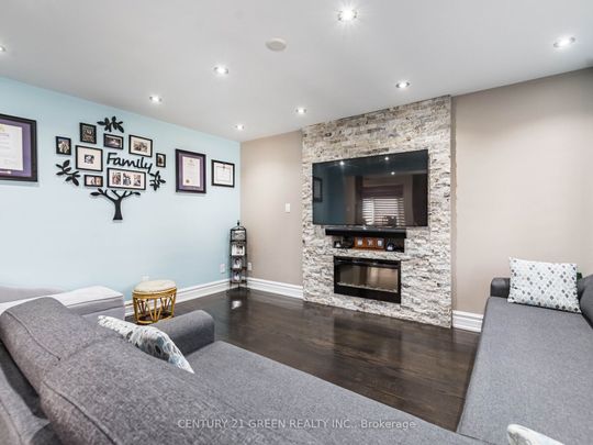 For Lease - 23 Major William Sharpe Drive Unit# Main, Brampton, Ontario - Photo 1