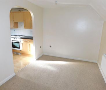 Lilliburne Drive, Nuneaton - Photo 2