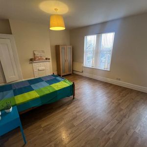 1 bedroom terraced house to rent - Photo 2