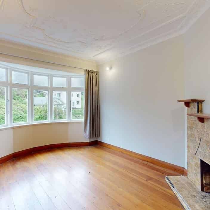 CENTRALLY LOCATED 4 BEDROOM HOME - Photo 1
