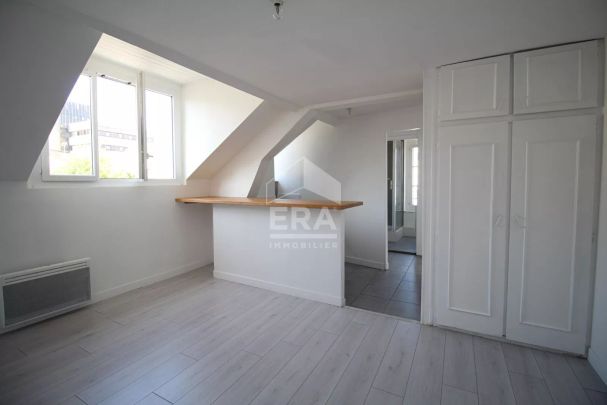 MELUN GARE - CHARMANT F3 EN DERNIER ETAGE - Photo 1