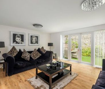 3 Bedroom Townhouse - Photo 6