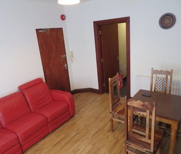 Flat 1, 86 Malone Avenue, Malone Road, BT96ES, Belfast - Photo 6