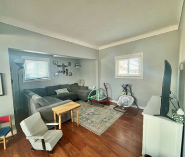 For Lease - 236 Beaver Street, Thorold, Ontario - Photo 1