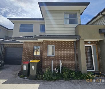 2/69 Warwick Road, Sunshine North, Vic 3020 - Photo 3