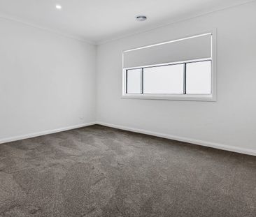 Brand new luxury living in the heart of Preston - Photo 3