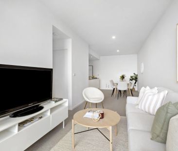 Urban Style Meets Unbeatable Fitzroy Location - Photo 3