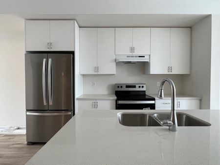 For Lease - 137 Rattenbury Road, Vaughan, Ontario - Photo 2