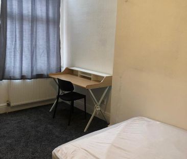 1 bedroom terraced house to rent - Photo 2