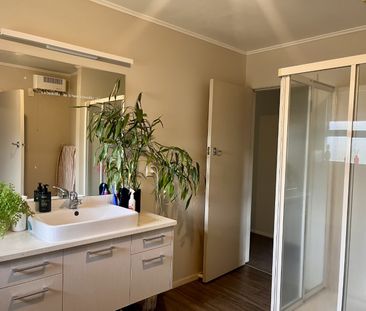 This charming home offers comfort, convenience, and a warm, welcomi... - Photo 4