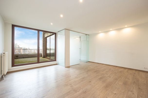 ANTWERPEN EILANDJE - Riant duplex-appartement met zicht op de jachthaven - Photo 1