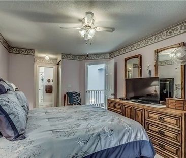 For Lease - 47 Hartnell Square, Brampton, Ontario - Photo 1