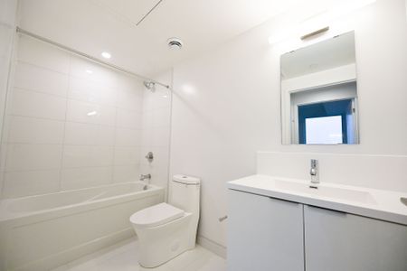 For Lease - 238 Simcoe Street Unit# 3410, Toronto, Ontario - Photo 3